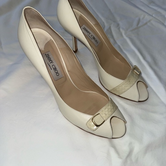 Jimmy Choo high heels! Cream with a gold buckle! - Picture 2 of 15